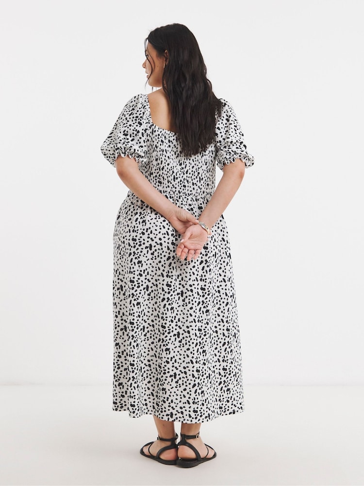 Simply Be White Waffle Shirred Midi Dress - Image 2 of 4 Simply Be White Waffle Shirred Midi Dress - Image 2 of 4