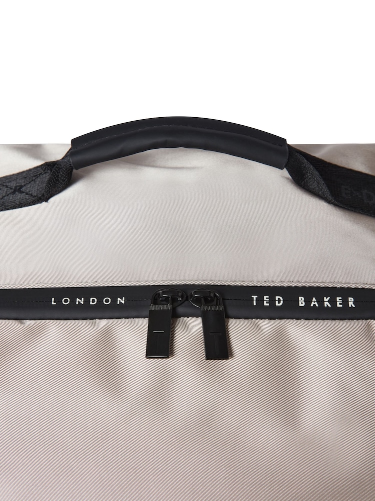 Brun - Ted Baker Onboard Underseat Cabin Backpack - Image 9 de 9 Brun - Ted Baker Onboard Underseat Cabin Backpack - Image 9 de 9