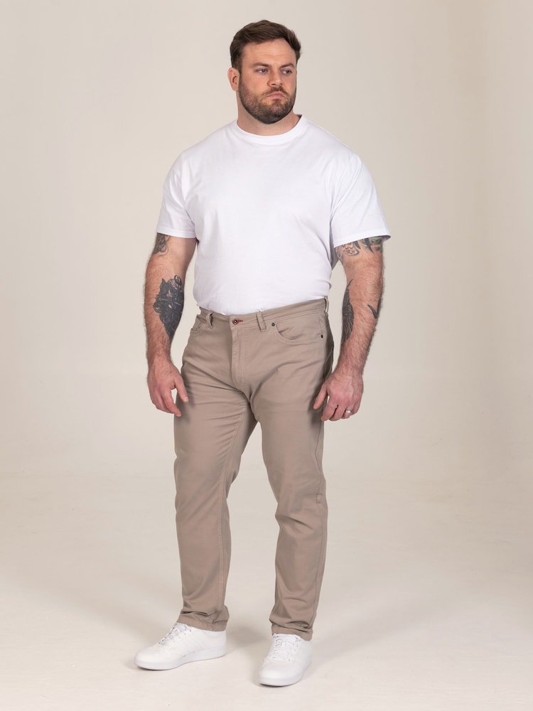D555 Cream Kelvin Tapered Fit Five Pocket Stretch Twill Chinos With Peach Finish - Image 2 of 9 D555 Cream Kelvin Tapered Fit Five Pocket Stretch Twill Chinos With Peach Finish - Image 2 of 9