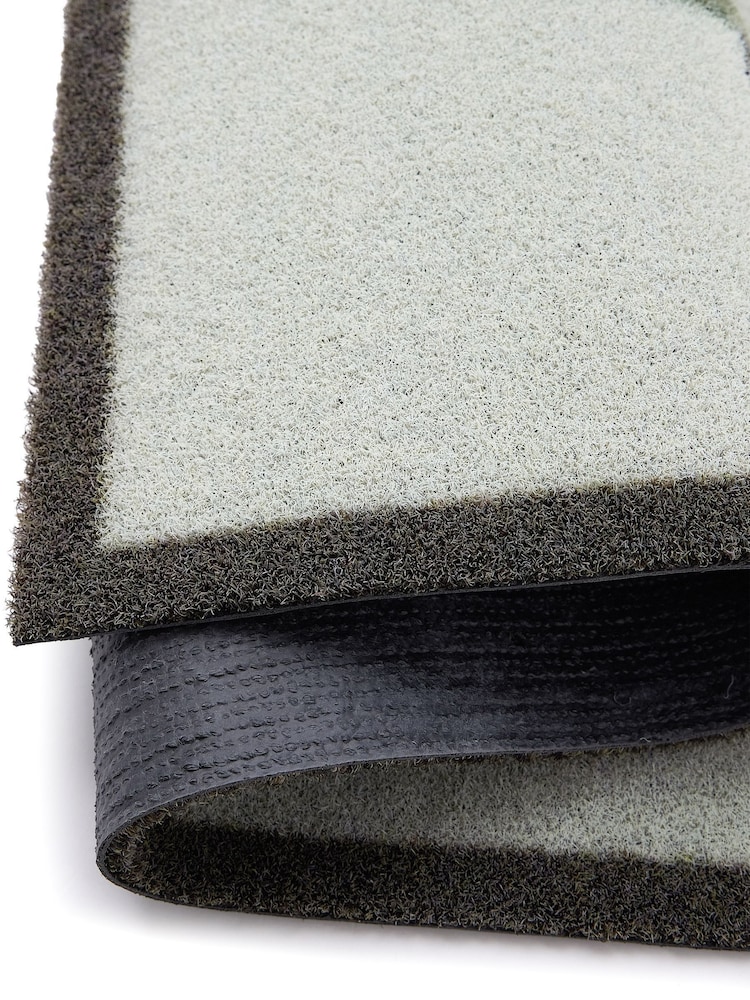 Hug Rug Green Outdoor Lintu Doormat by Scion - Image 4 of 4 Hug Rug Green Outdoor Lintu Doormat by Scion - Image 4 of 4