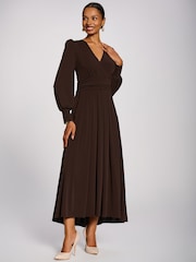 Brun - Jolie Moi Long Sleeve V-Neck Jersey Maxi Dress - Image 4 de 6