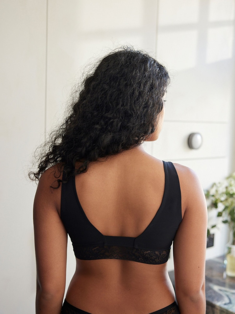 Black Non Pad Non Wire Smoothing Floral Lace Bra - Image 2 of 9