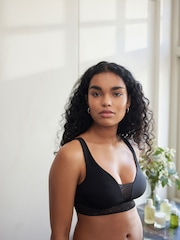 Black Non Pad Non Wire Smoothing Floral Lace Bra - Image 7 of 9