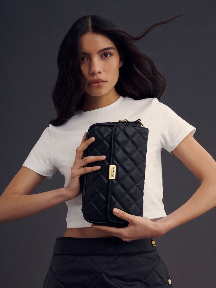 Zwart - Barbour® International Soho Quilted Cross-Body Bag - Image 4 of 15