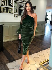 Green Velvet One Sleeve Ruched Midi Dress - Image 4 of 4