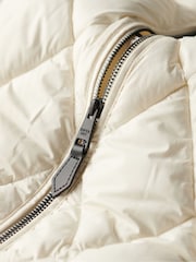 Superdry Star White Hooded Quilt Liner Jacket - Image 6 of 6
