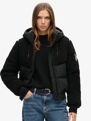 Schwarz - Superdry Everest Hybrid-Bomberjacke - Bild 1 von 7