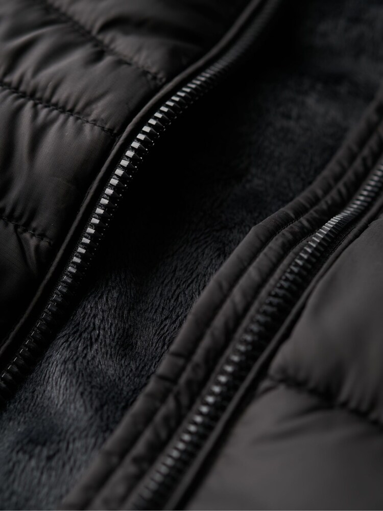 Superdry Black Hooded Fuji Quilt Padded Gilet Jacket - Image 8 of 8 Superdry Black Hooded Fuji Quilt Padded Gilet Jacket - Image 8 of 8