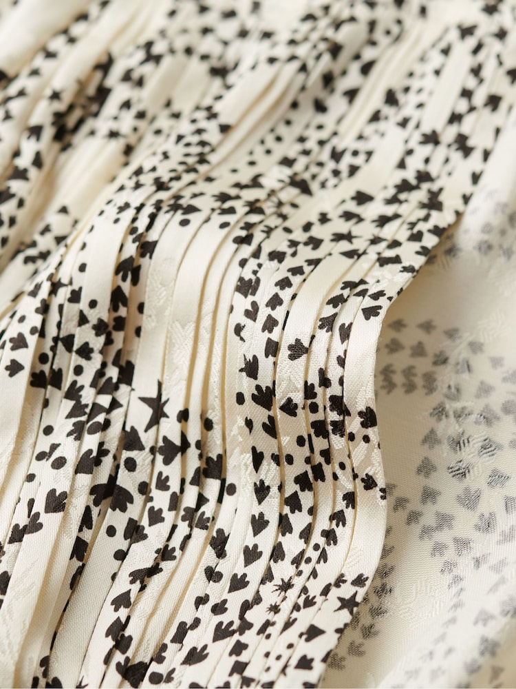 Superdry Cream 70s Sleeve Pleated Woven Top - Image 5 of 5
