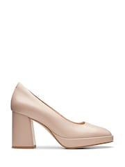 Clarks Natural Patent Zoya85 Court Shoes - Image 4 of 9