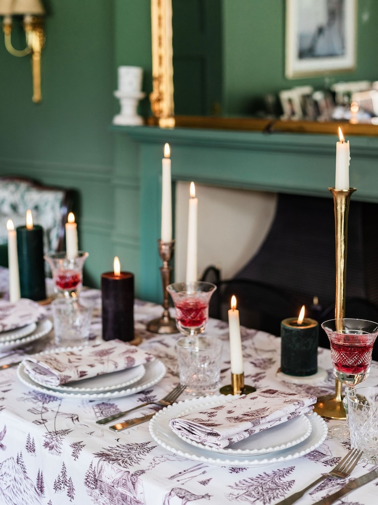 Avalon Home Festive Toile Tablecloth - Image 2 of 6