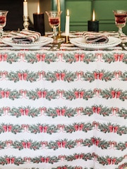 Avalon Home Sweeping Garlands Tablecloth - Image 5 de 6