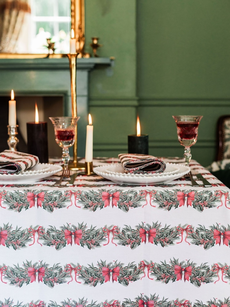 Avalon Home Sweeping Garlands Tablecloth - Image 6 de 6