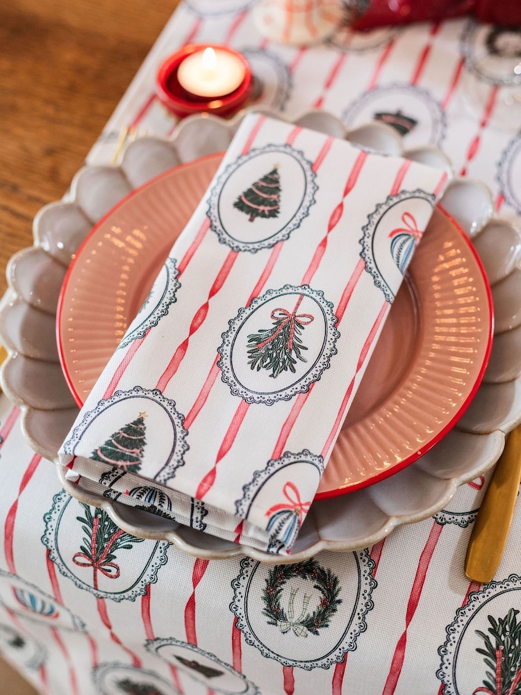 Avalon Home Set of 2 Stripe the Halls Napkins - 6의 이미지 2