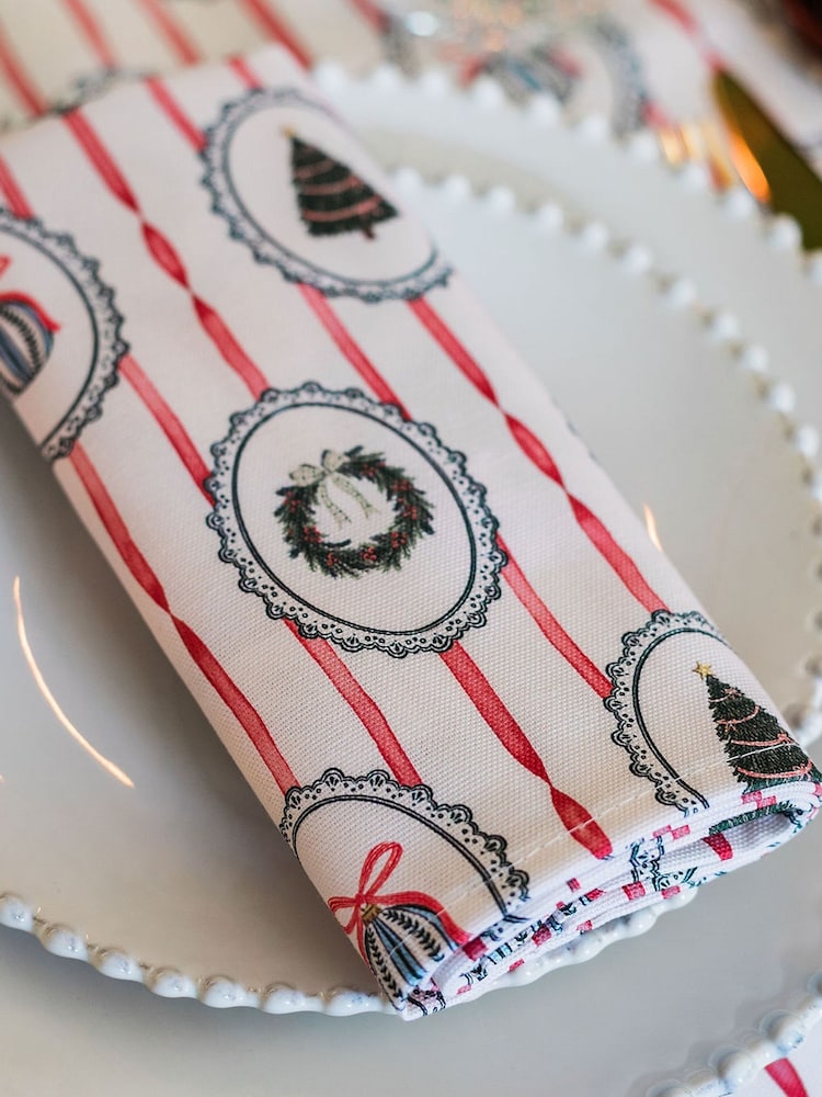Avalon Home Set of 2 Stripe the Halls Napkins - 6의 이미지 6