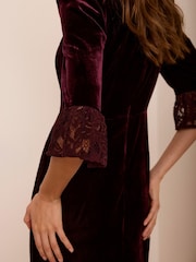 Mint Velvet Velvet Lace Trim Midi Dress - Bild 4 von 8