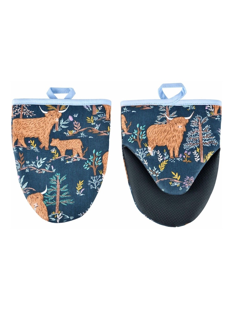 Ulster Weavers Connie The Cow Microwave Mitts Pair - Image 3 of 3 Ulster Weavers Connie The Cow Microwave Mitts Pair - Image 3 of 3