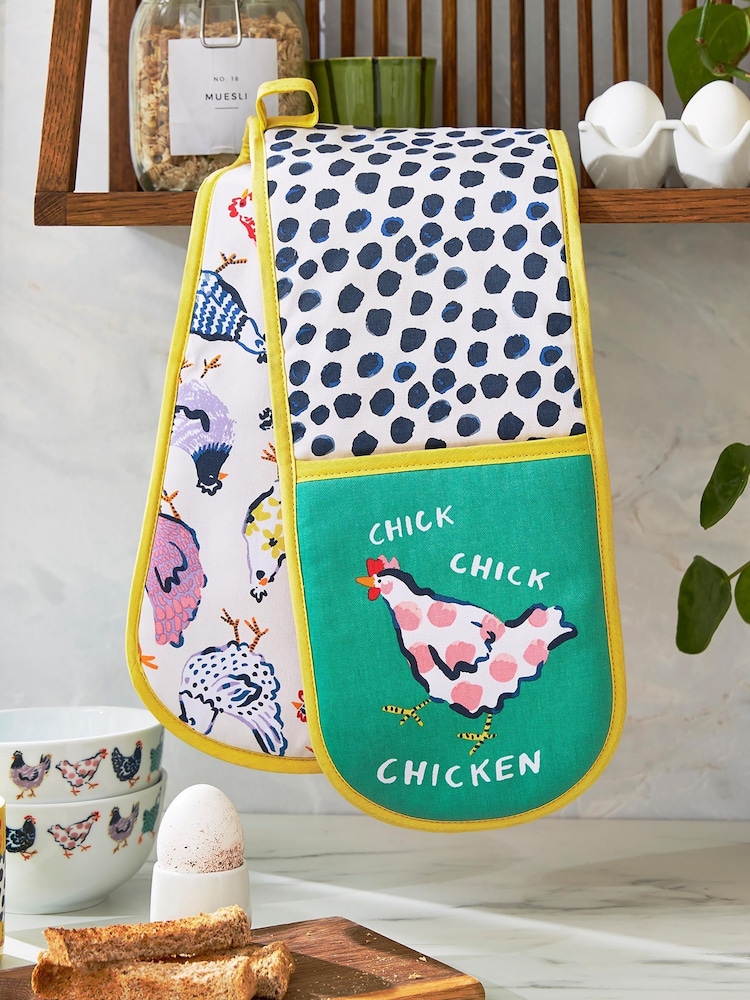 Ulster Weavers Chick Chicken Cotton Double Oven Double Gloves - Image 1 of 3
