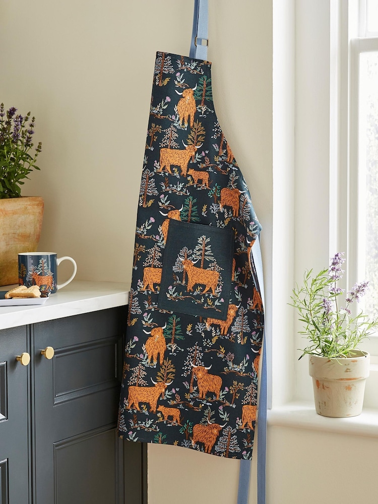 Ulster Weavers Connie The Cow Cotton Apron - Image 1 of 3