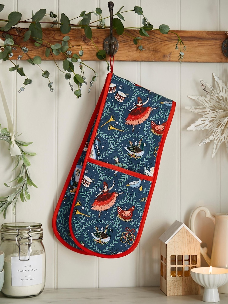 Ulster Weavers 12 Days of Christmas Cotton Double Oven Double Gloves - Image 1 of 3