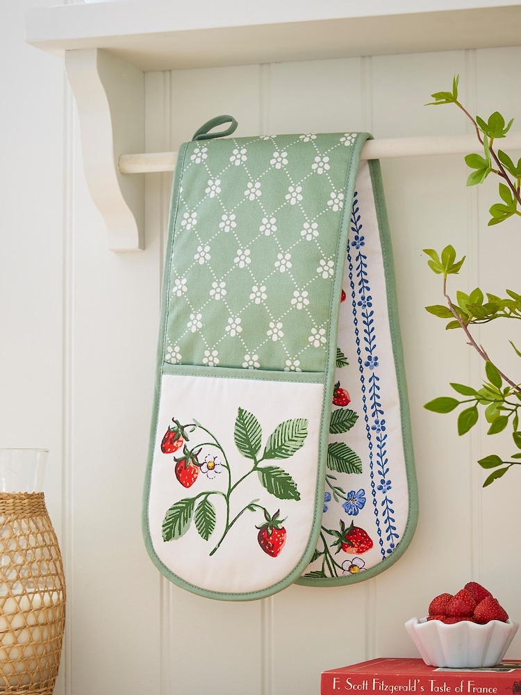 Ulster Weavers Strawberry Patch Cotton Double Oven Double Gloves - Image 1 of 3 Ulster Weavers Strawberry Patch Cotton Double Oven Double Gloves - Image 1 of 3