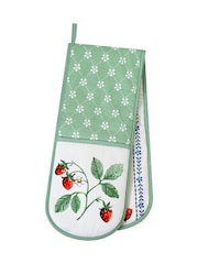 Ulster Weavers Strawberry Patch Cotton Double Oven Double Gloves - Image 3 of 3