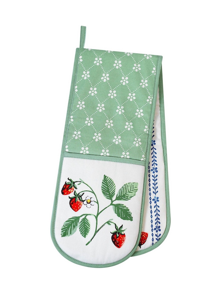 Ulster Weavers Strawberry Patch Cotton Double Oven Double Gloves - Image 3 of 3 Ulster Weavers Strawberry Patch Cotton Double Oven Double Gloves - Image 3 of 3