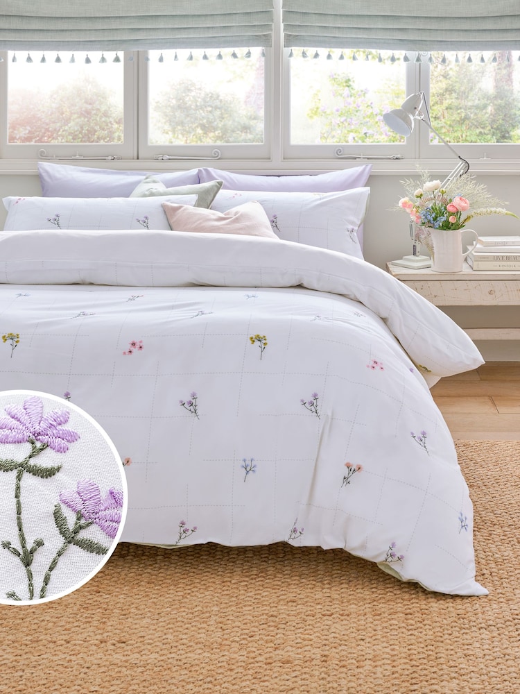 White Floral Embroidered Duvet Cover and Pillowcase Set - Image 2 of 5