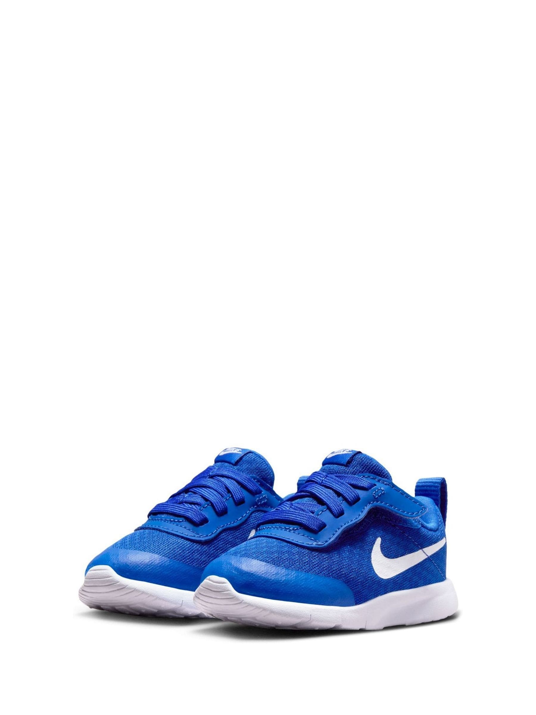 Infant blue nike trainers shop