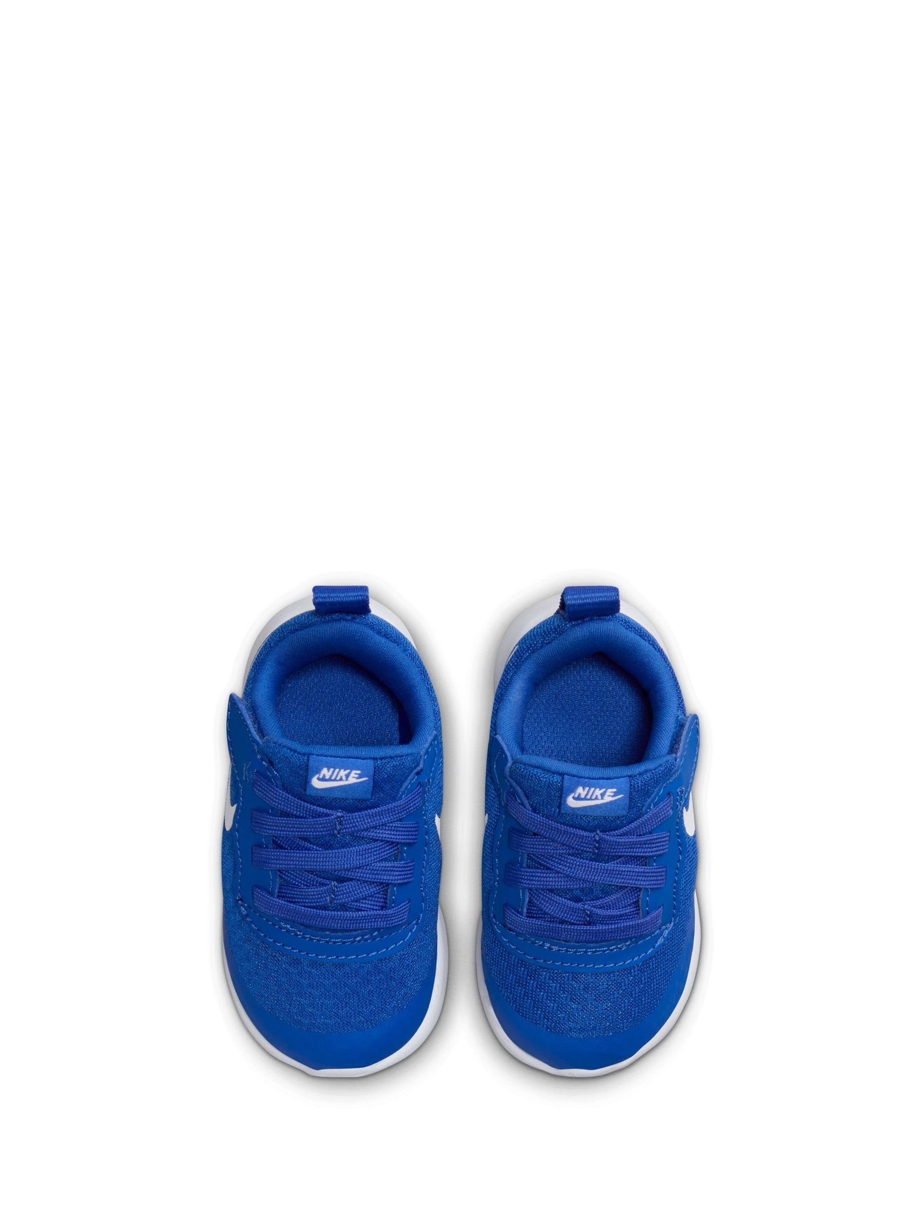 Nike tanjun baby blue 2025