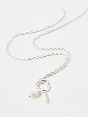 Oliver Bonas Silver Tone Aadi Molten Forms Pearl Pendant Necklace - Image 2 of 5