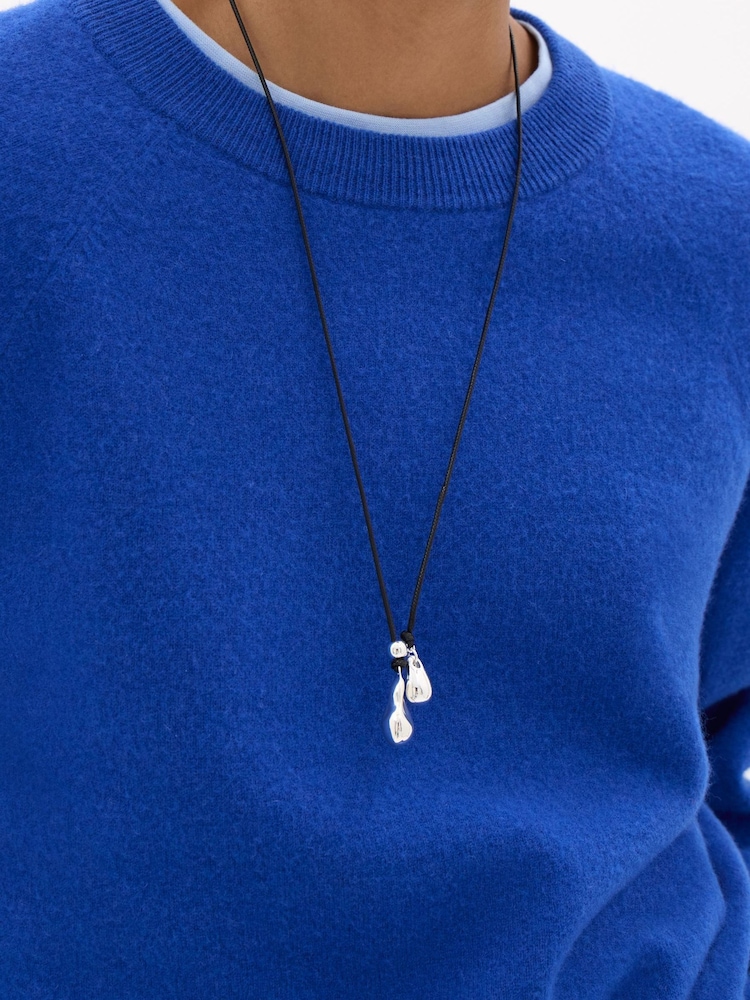 Hush Black Astrea Y Necklace - Image 2 of 4 Hush Black Astrea Y Necklace - Image 2 of 4
