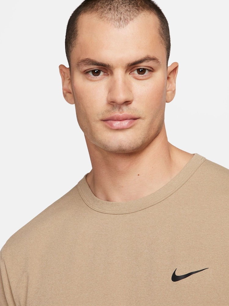 Nike Brown Dri-FIT Hyverse Training T-Shirt - Image 4 of 4