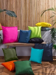 furn. Green Plain Large UV  Water Resistant Cushion - Image 1 of 4