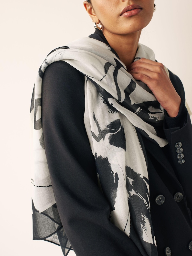 Mono N.Premium Lightweight Scarf Containing Silk - Image 2 of 5