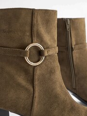 Kaki zelena - Gležnjarji s peto in oglatim sprednjim delom Forever Comfort® - Slika 7 iz 7
