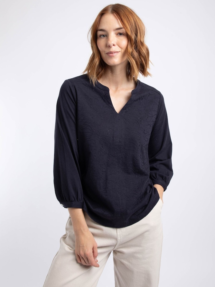 أزرق - Weird Fish Mabel Cotton Jacquard 3/4 Sleeve Top - صورة 1 من 7 أزرق - Weird Fish Mabel Cotton Jacquard 3/4 Sleeve Top - صورة 1 من 7
