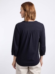 أزرق - Weird Fish Mabel Cotton Jacquard 3/4 Sleeve Top - صورة 2 من 7