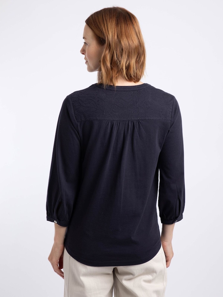 أزرق - Weird Fish Mabel Cotton Jacquard 3/4 Sleeve Top - صورة 2 من 7 أزرق - Weird Fish Mabel Cotton Jacquard 3/4 Sleeve Top - صورة 2 من 7
