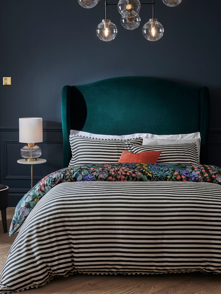 Black/Green Reversible Floral 200 Thread Count 100% Cotton Sateen Duvet Cover and Pillowcase Set - Image 2 of 6