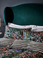Black/Green Reversible Floral 200 Thread Count 100% Cotton Sateen Duvet Cover and Pillowcase Set - Image 3 of 6