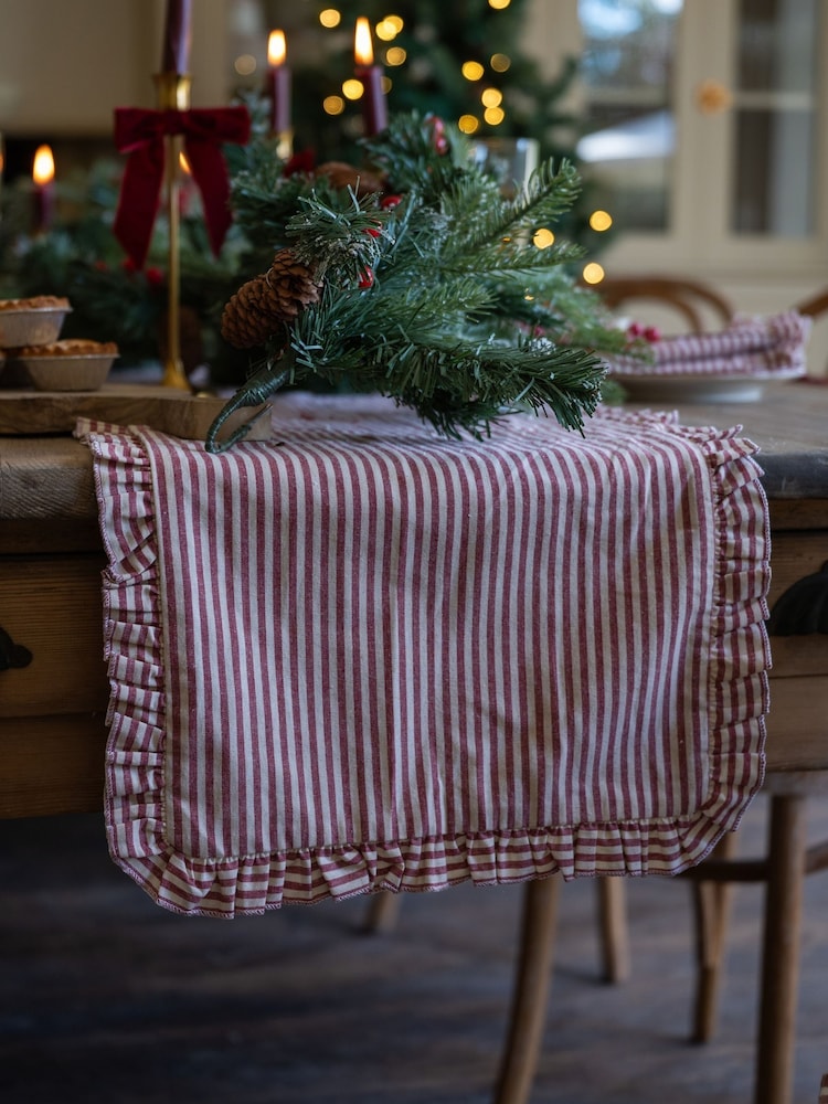 Ellenvale Interiors Christmas Stripe Ruffle Table Runner - Εικόνα 1 από 3