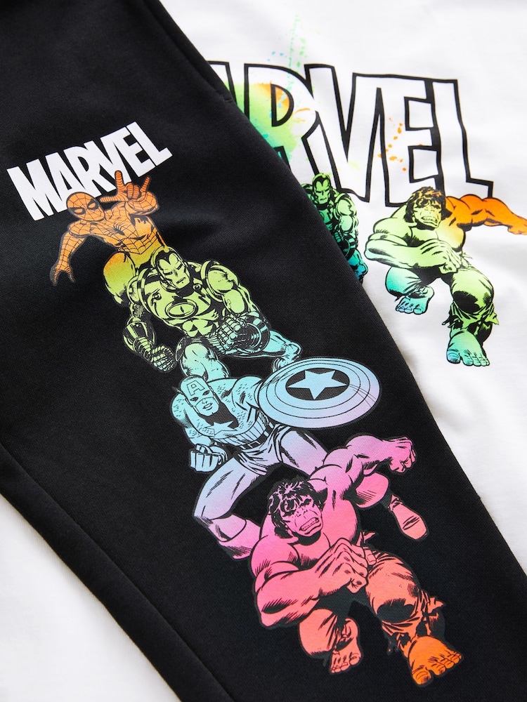 White/Black Licensed Marvel Avengers T-Shirt and Joggers Set (3-16yrs) - Image 3 of 3