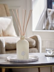 Country Luxe Spa Retreat Lavender and Geranium 1 Litre Fragranced Reed Diffuser - Image 3 of 5