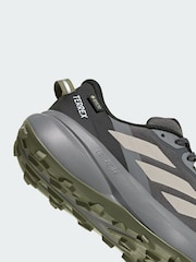 adidas Terrex Tracefinder pluss GORE-TEX terrengløpesko - Bilde 3 av 4