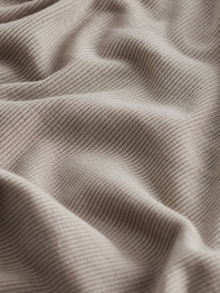 Neutral - Weiches geripptes Shirt mit langen Ärmeln und TENCEL™ Lyocell - Image 6 of 6