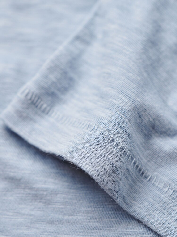 Superdry Blue Studios Embroidered 100% Cotton V-Neck T-Shirt - Image 7 of 7