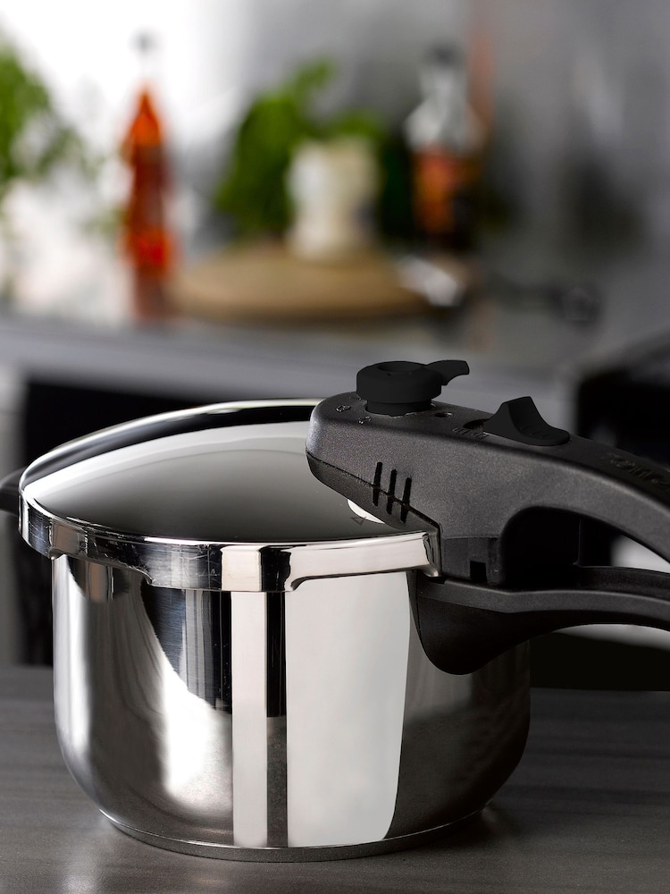 Tower Silver 6L Pressure Cooker - Image 1 of 4
