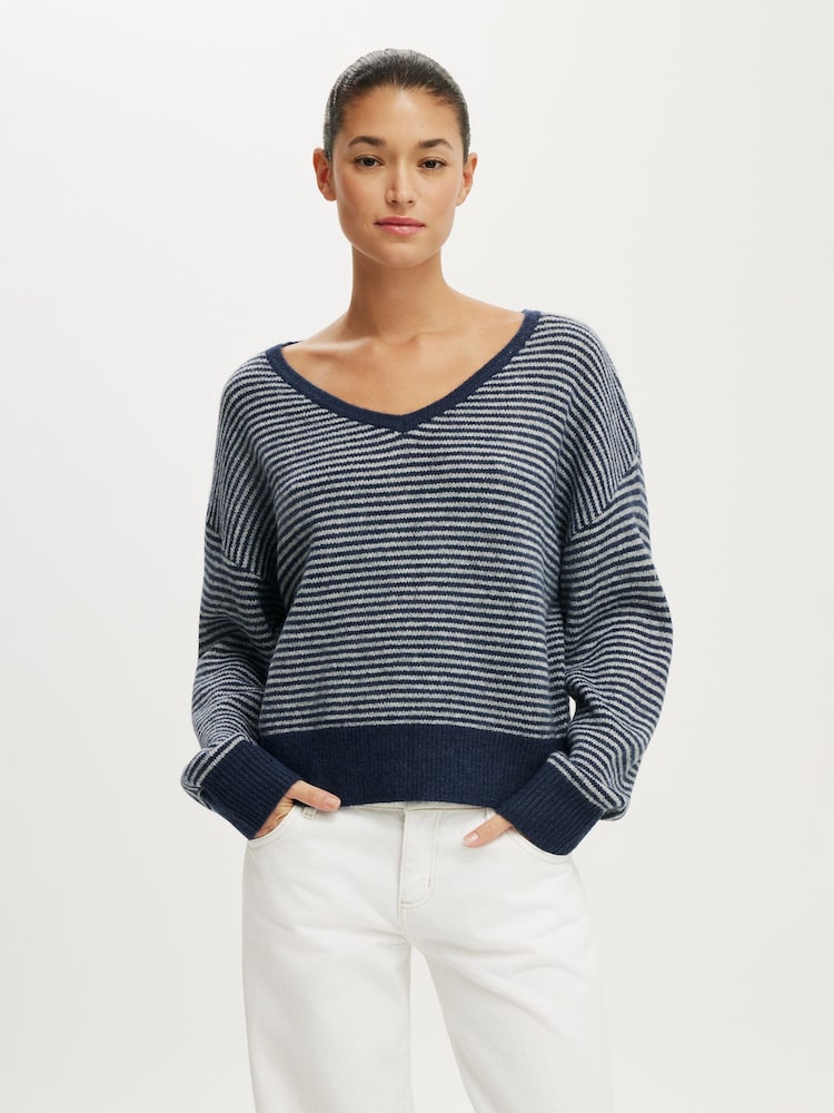 Cotton On Blue Softest Luxe Slouchy V-Neck Knit Jumper - Image 2 of 4 Cotton On Blue Softest Luxe Slouchy V-Neck Knit Jumper - Image 2 of 4