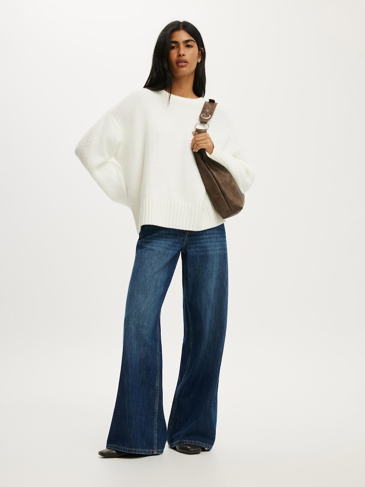 Cotton On White Luxe Crew Neck Jumper - Image 2 of 4 Cotton On White Luxe Crew Neck Jumper - Image 2 of 4